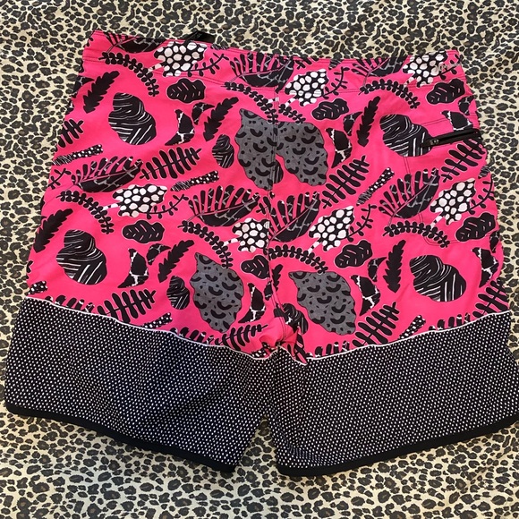 Hurley swim trunks - Picture 3 of 4